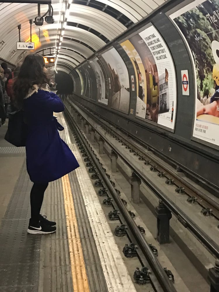 A photo of Vauxhall Station