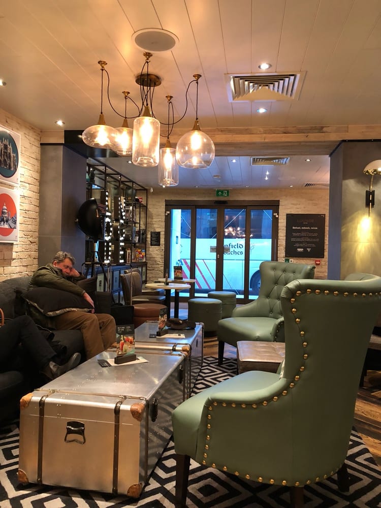 A photo of hub by Premier Inn London Westminster Abbey hotel