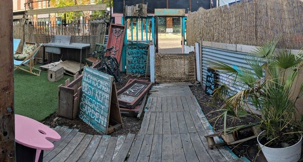 Фото: Love Shack