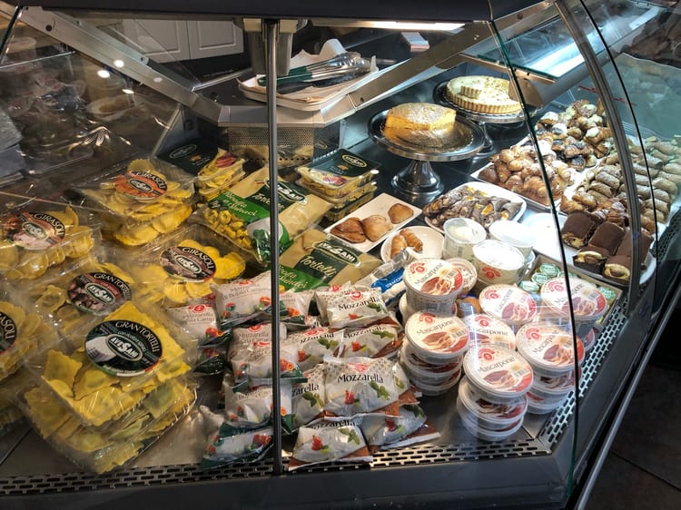 Una foto de Terroni