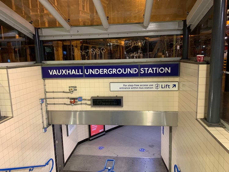 Фото: Vauxhall Station