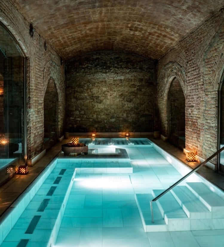 Zdjęcie: AIRE Ancient Baths London