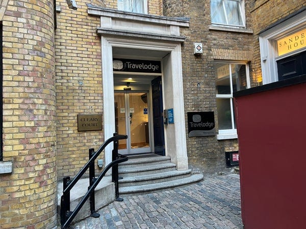 A photo of Travelodge London Bank
