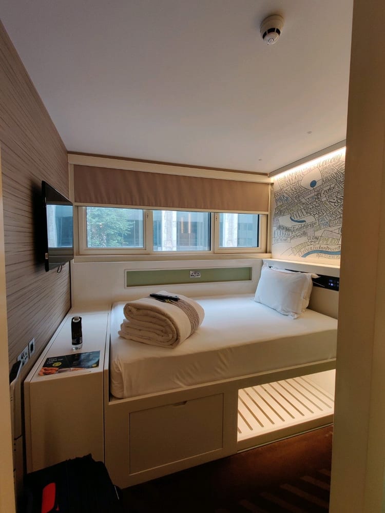 A photo of hub by Premier Inn London Westminster Abbey hotel