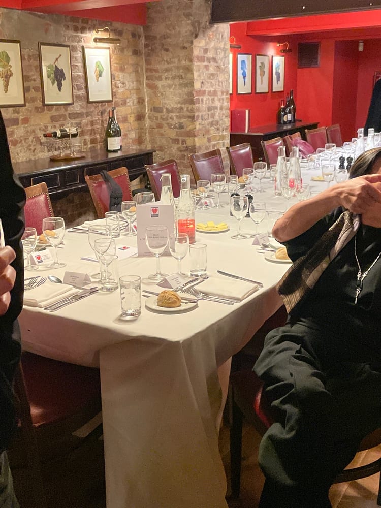 Une photo de Bleeding Heart Restaurants
