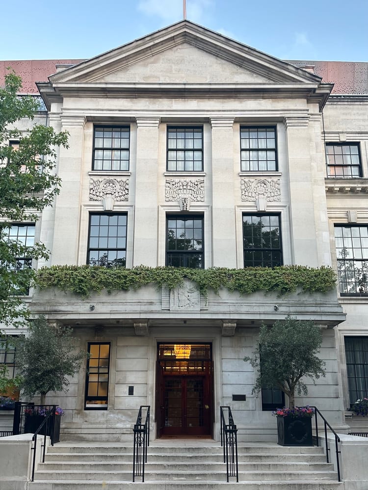 A photo of Town Hall Hotel