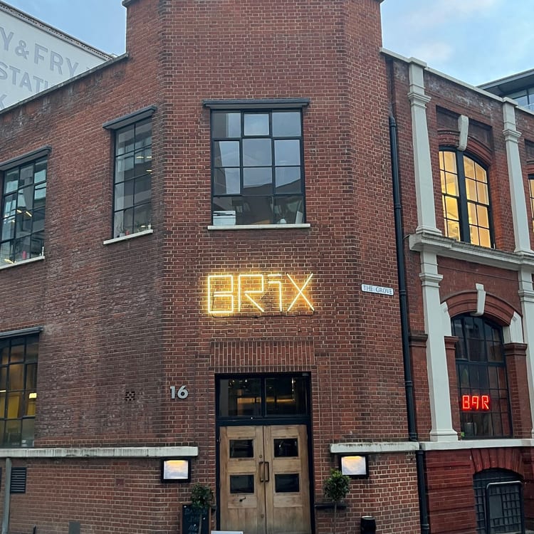 Фото: BRIX