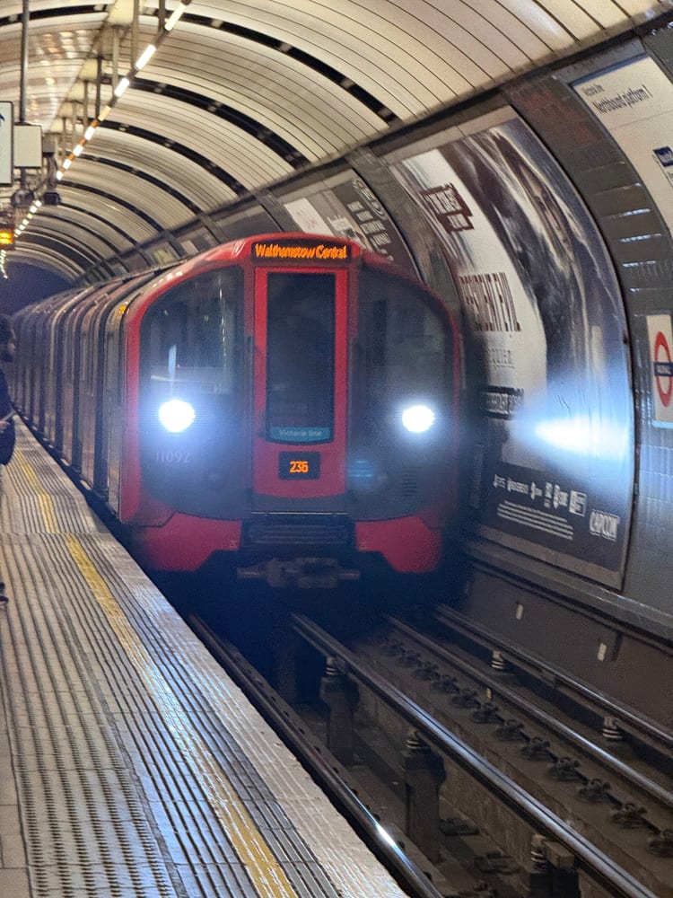 A photo of Vauxhall Station
