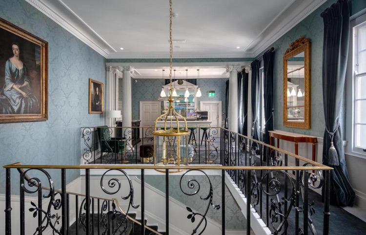 A photo of No. 30 Knightsbridge