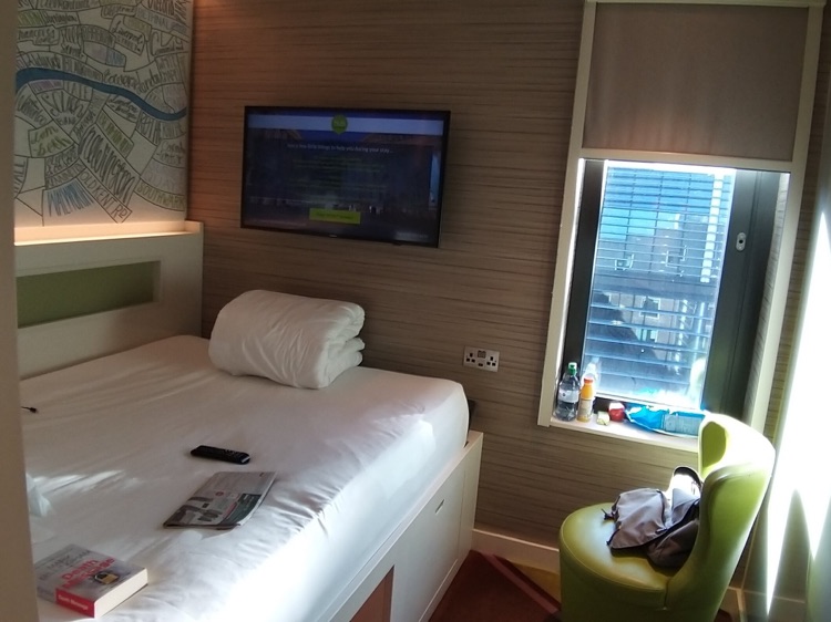 A photo of hub by Premier Inn London City Bank hotel