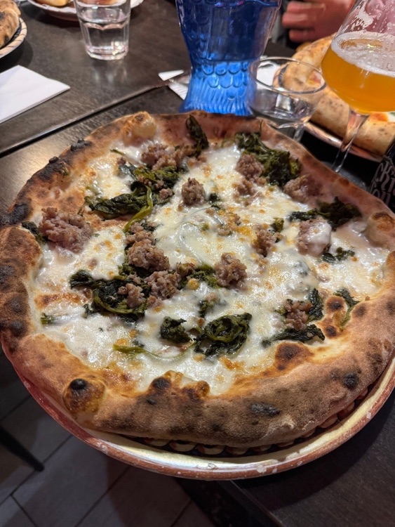 A photo of 081 Pizzeria