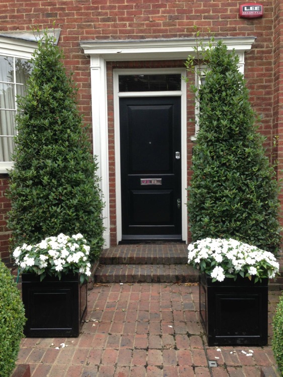 Front Door - not numbered, but situated right between nos. 92 and 88
