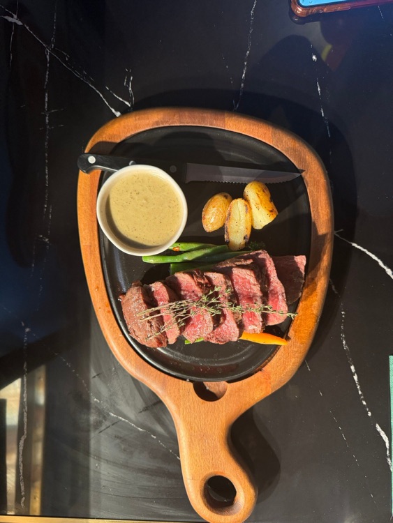 Фото: Smoke End Steakhouse