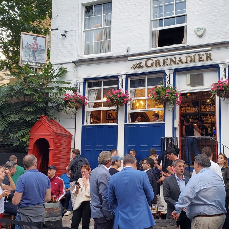 Une photo de The Grenadier