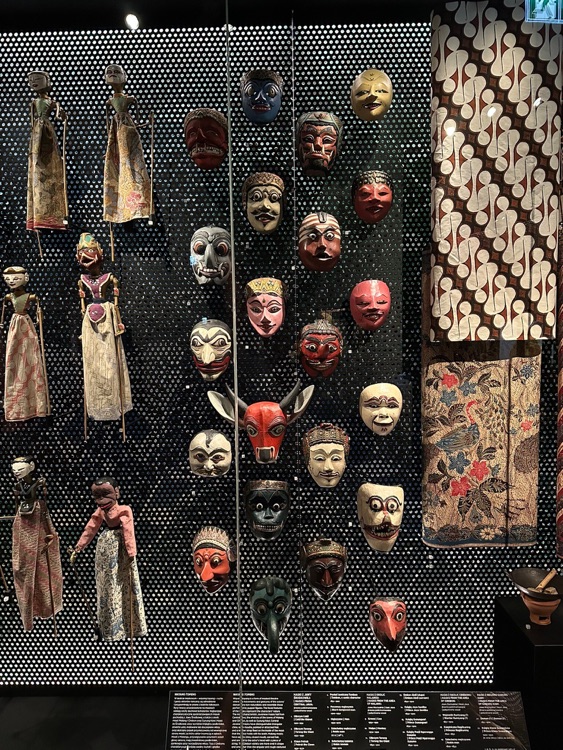 A photo of Asia and Pacific Museum