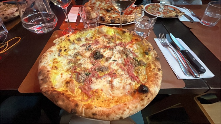 A photo of 081 Pizzeria