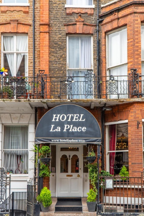 Une photo de Hotel La Place