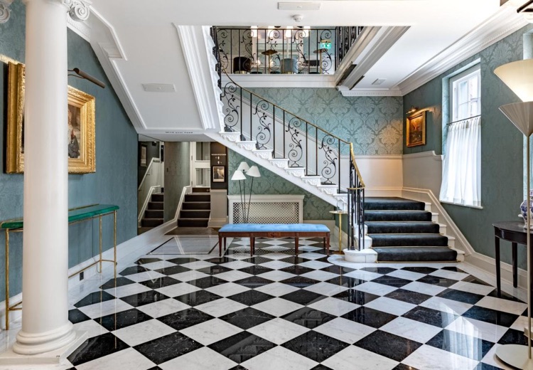A photo of No. 30 Knightsbridge