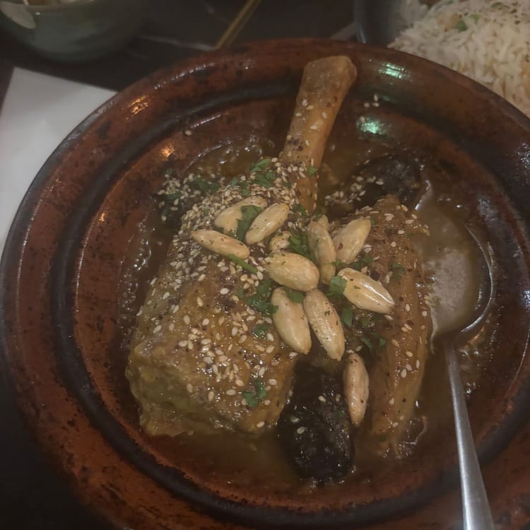 Une photo de Bab Mansour