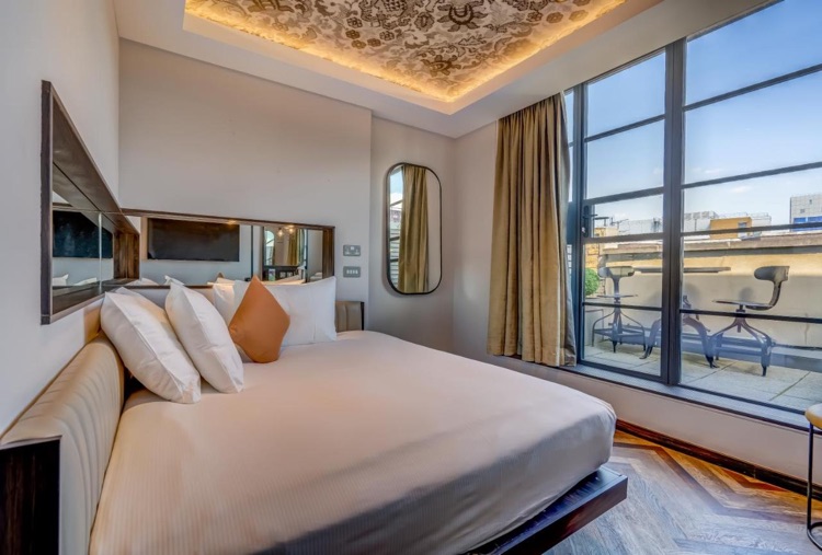 A photo of New Road Hotel