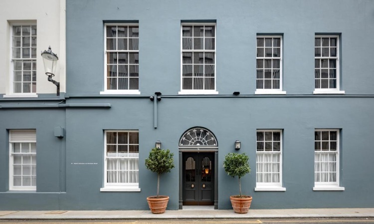A photo of No. 30 Knightsbridge