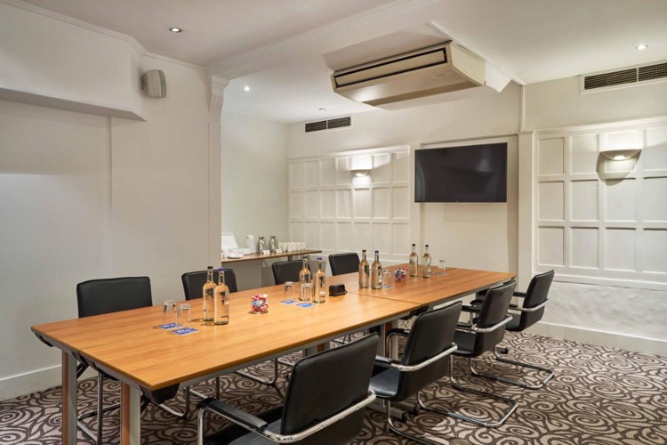 A photo of Thistle London Bloomsbury Park