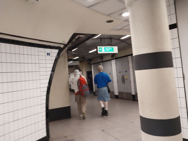 Tunnel