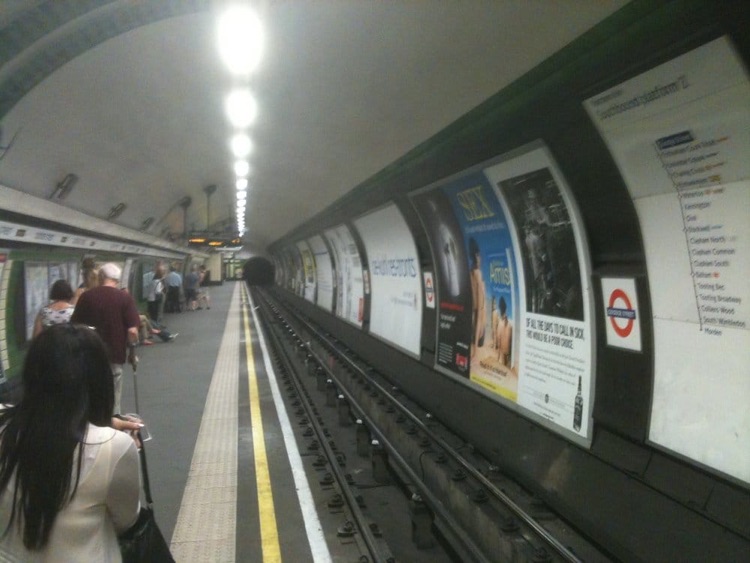Southbound Northern Line platform