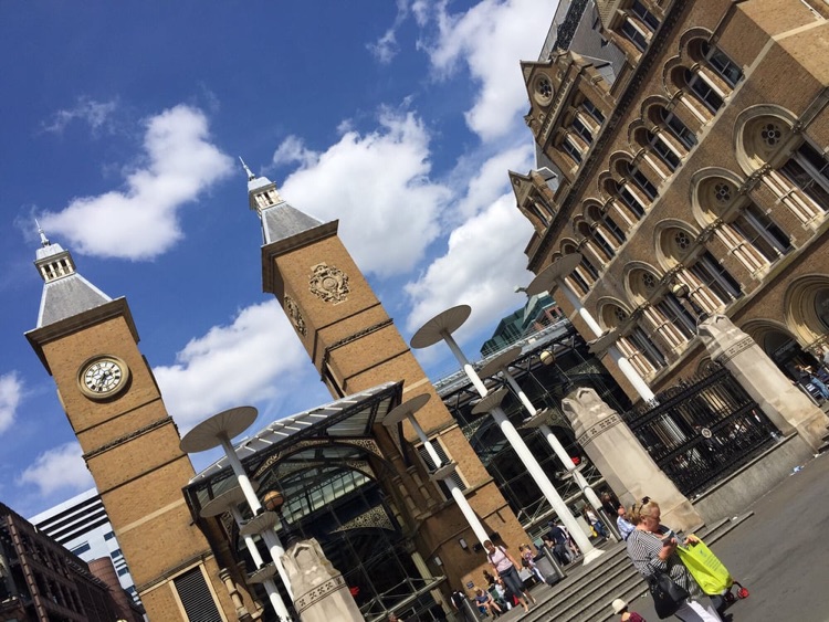 A photo of Liverpool Street Underground Station