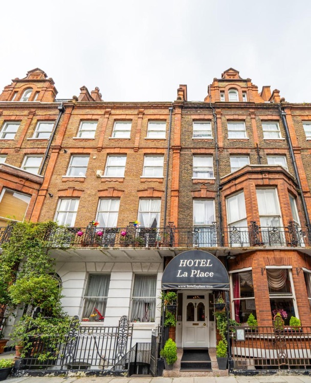 A photo of Hotel La Place