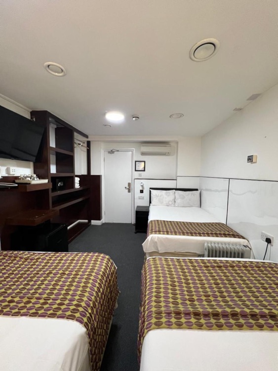 A photo of Plaza London Hotel