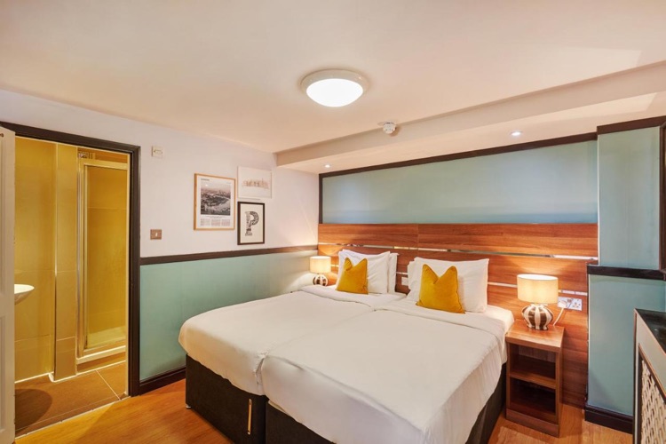A photo of Huttons Hotel, Victoria London