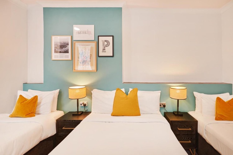 A photo of Huttons Hotel, Victoria London