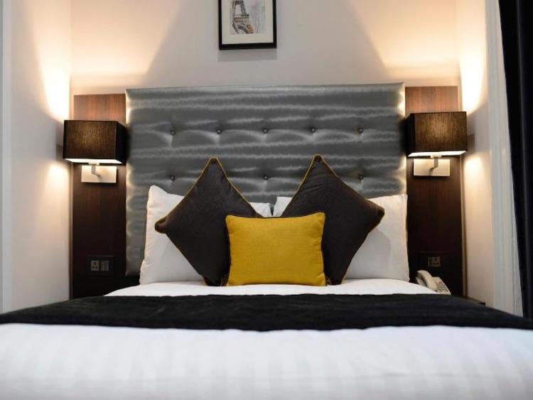 A photo of Airways Hotel Victoria