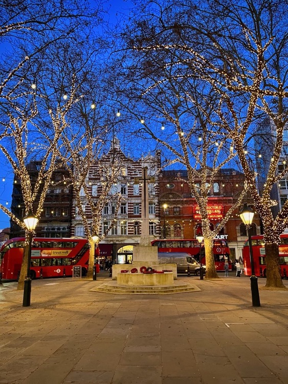 A photo of Sloane Square Station