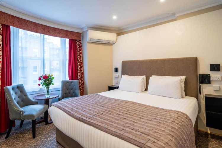 A photo of Hotel La Place