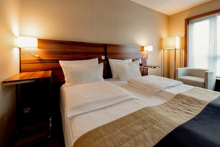 A photo of Warsaw Plaza Hotel