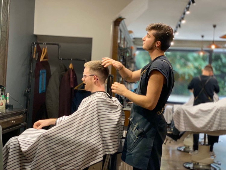 A photo of Choppers Barbers London Bridge