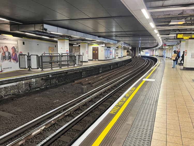 A photo of Mansion House Station