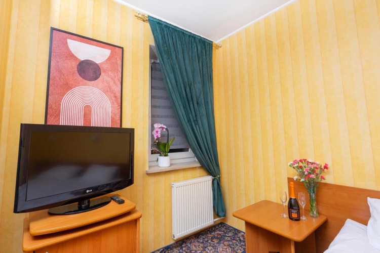 A photo of Victory Home Rooms